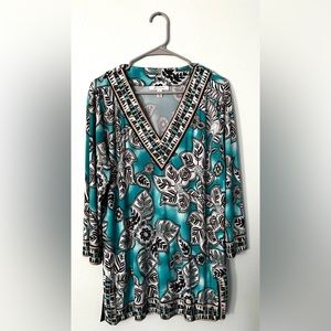 JM collection Women’s Blue print Size XL Tunic top with v neck and split sides